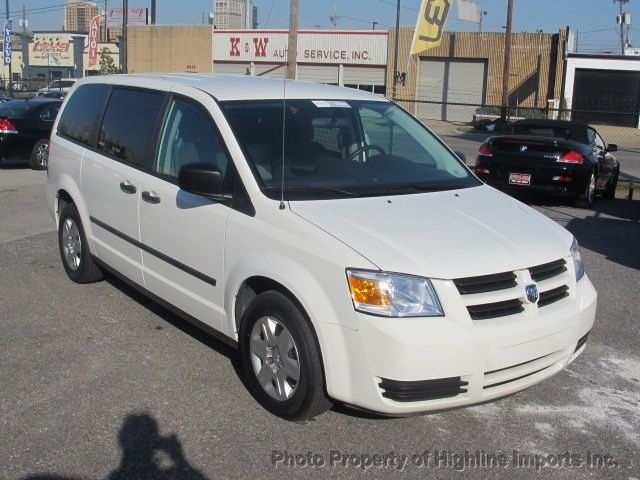 Dodge Grand Caravan 2010 photo 2