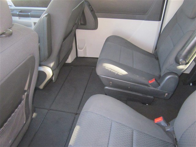 Dodge Grand Caravan 2010 photo 5