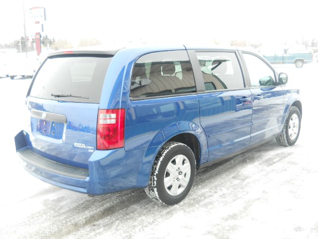 Dodge Grand Caravan 2010 photo 1