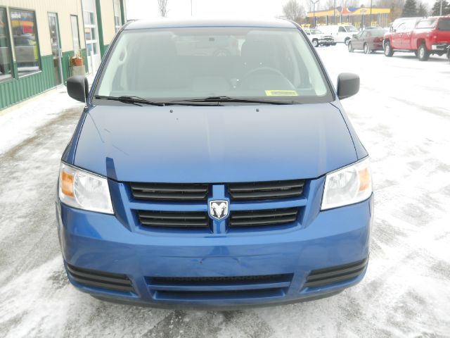 Dodge Grand Caravan 2010 photo 3