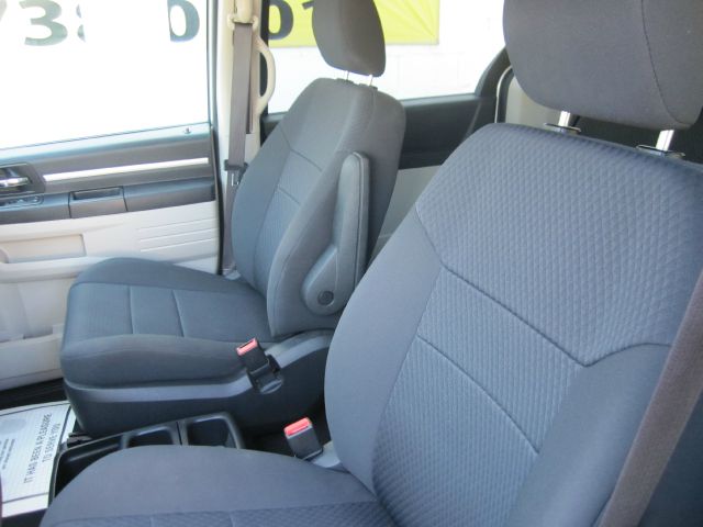 Dodge Grand Caravan 2010 photo 7