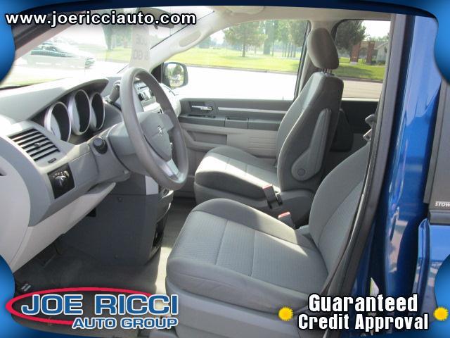 Dodge Grand Caravan 2010 photo 4
