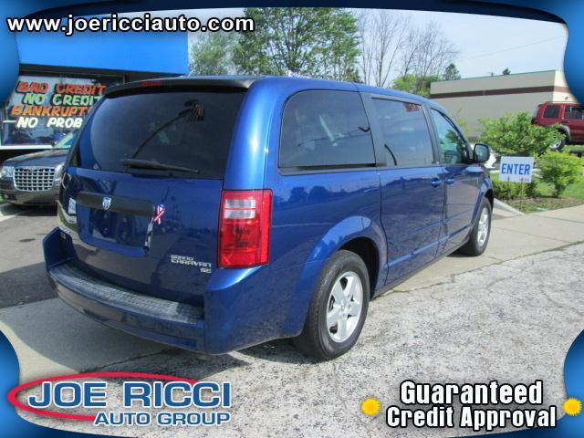 Dodge Grand Caravan 2010 photo 8