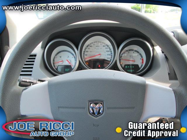 Dodge Grand Caravan 2010 photo 9