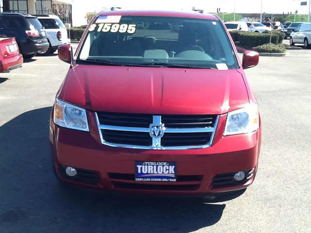 Dodge Grand Caravan 2010 photo 4