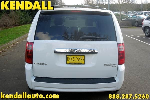 Dodge Grand Caravan 2010 photo 1