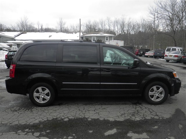Dodge Grand Caravan 2010 photo 4
