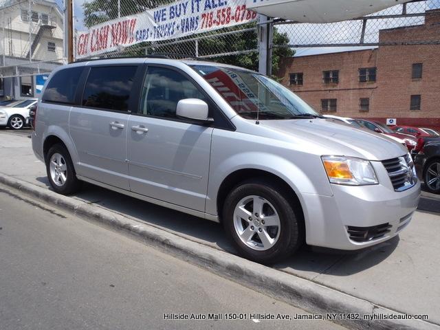 Dodge Grand Caravan Touring AT 2WD W/ NAVI MiniVan