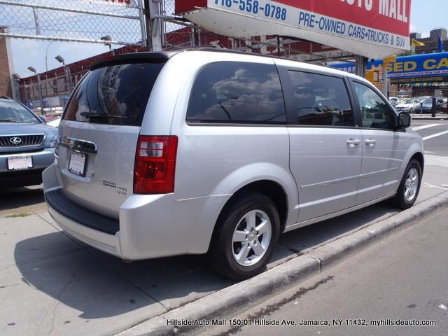 Dodge Grand Caravan 2010 photo 5