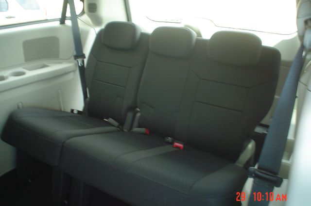 Dodge Grand Caravan 2010 photo 19