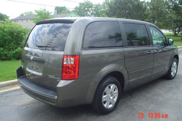 Dodge Grand Caravan 2010 photo 23