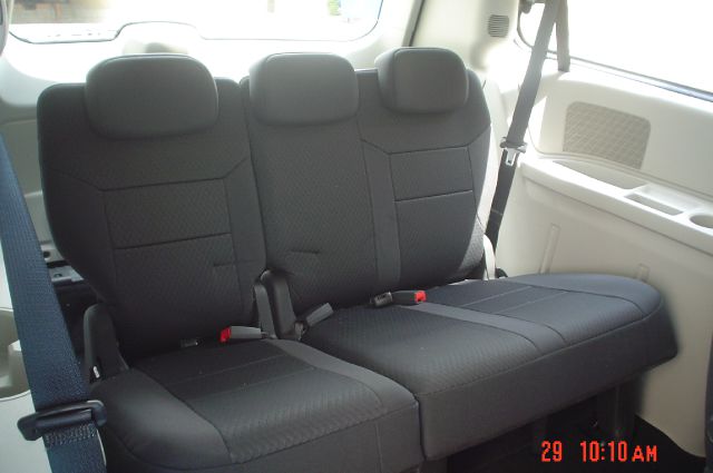 Dodge Grand Caravan 2010 photo 7