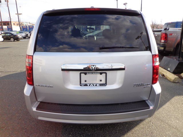 Dodge Grand Caravan 2010 photo 3