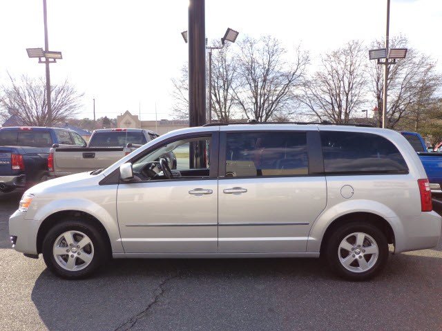 Dodge Grand Caravan 2010 photo 4