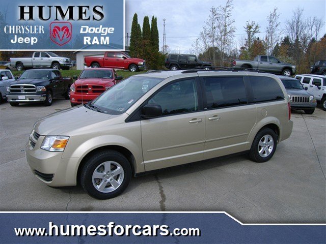 Dodge Grand Caravan 2010 photo 2