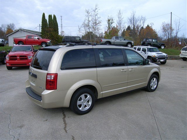 Dodge Grand Caravan 2010 photo 5