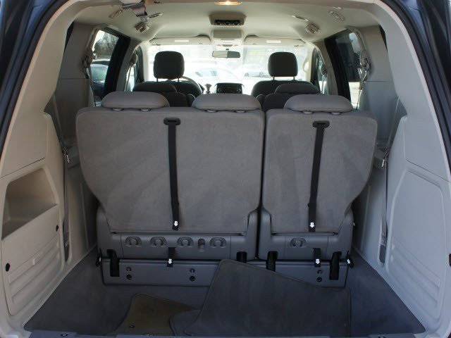 Dodge Grand Caravan 2010 photo 1