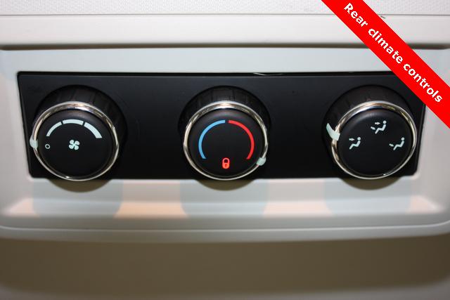 Dodge Grand Caravan 2010 photo 3