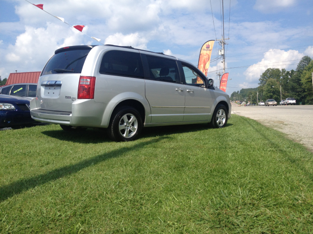 Dodge Grand Caravan 2010 photo 1