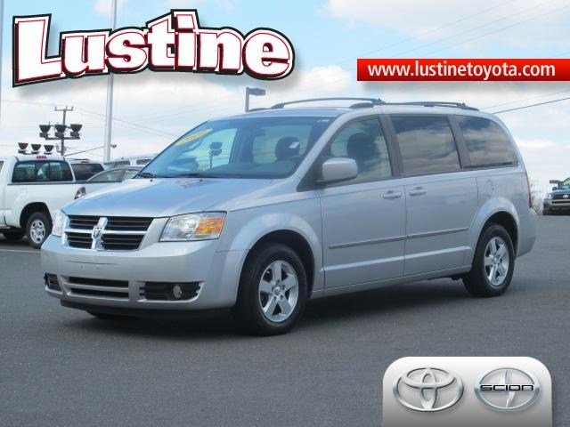 Dodge Grand Caravan 2010 photo 2