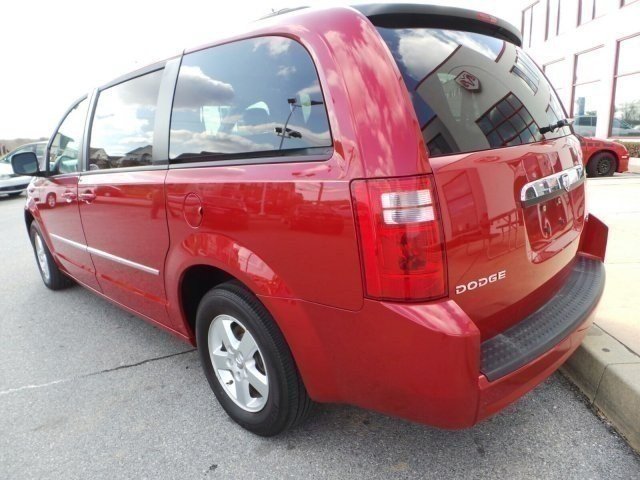 Dodge Grand Caravan 2010 photo 3
