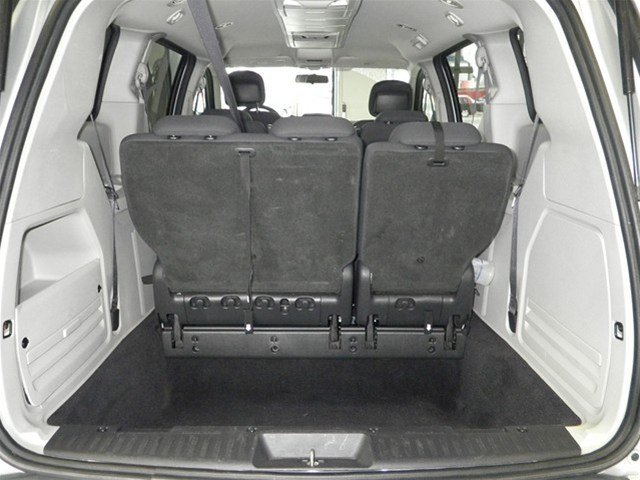 Dodge Grand Caravan 2010 photo 4