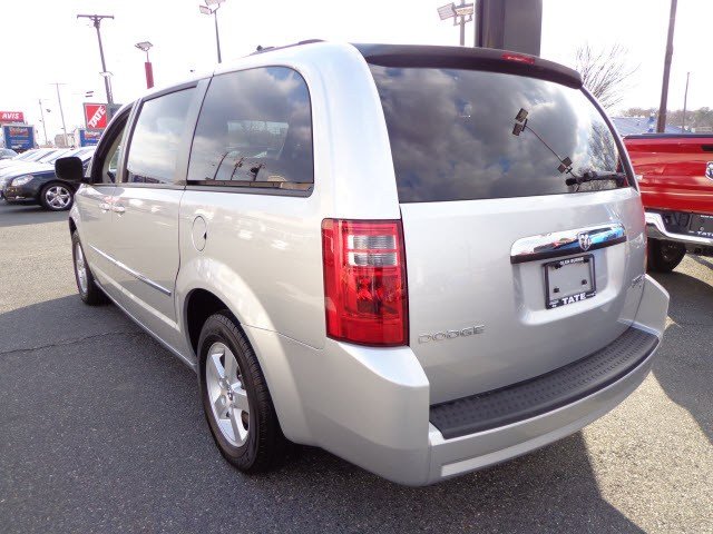 Dodge Grand Caravan 2010 photo 4