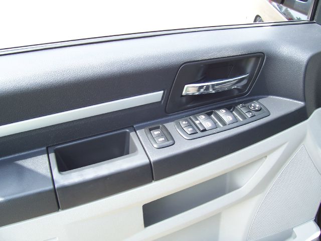 Dodge Grand Caravan 2010 photo 1