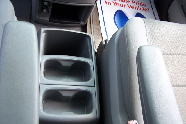 Dodge Grand Caravan 2010 photo 1