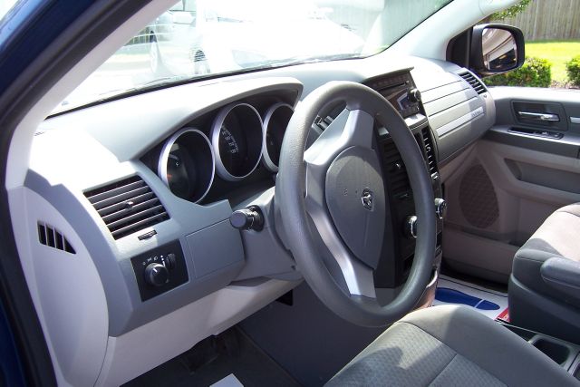 Dodge Grand Caravan 2010 photo 10