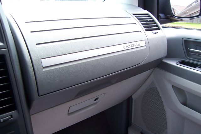 Dodge Grand Caravan 2010 photo 11