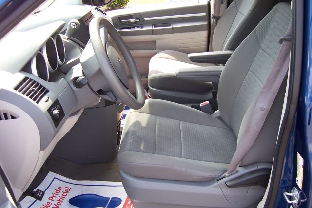 Dodge Grand Caravan 2010 photo 12
