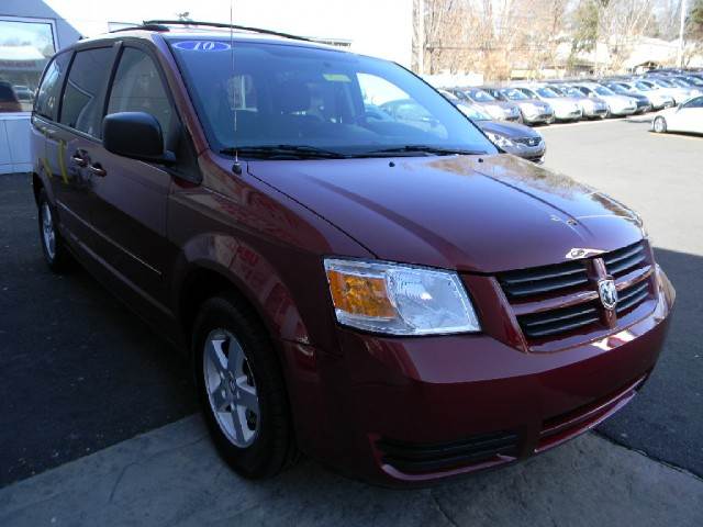 Dodge Grand Caravan 2010 photo 3