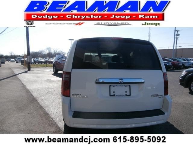 Dodge Grand Caravan 2010 photo 4