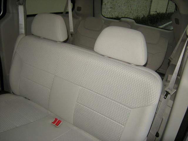 Dodge Grand Caravan 2010 photo 2