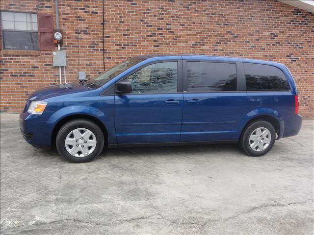 Dodge Grand Caravan 2010 photo 1