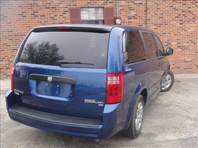 Dodge Grand Caravan 2010 photo 3