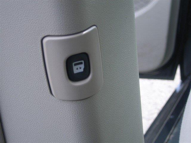 Dodge Grand Caravan 2011 photo 17