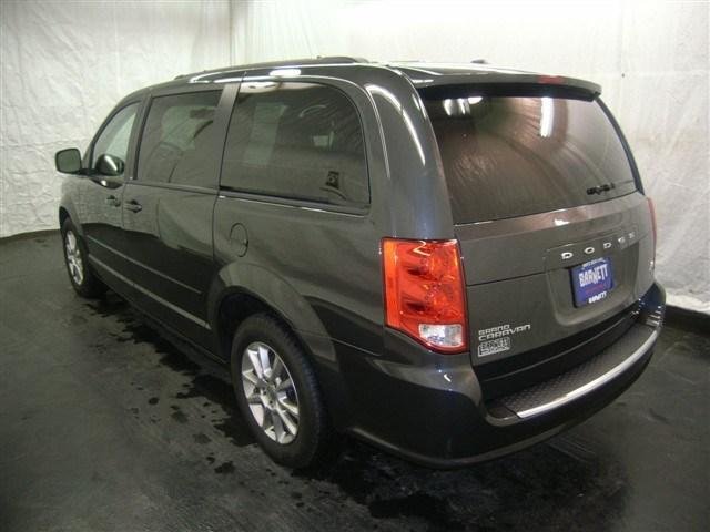 Dodge Grand Caravan 2011 photo 3