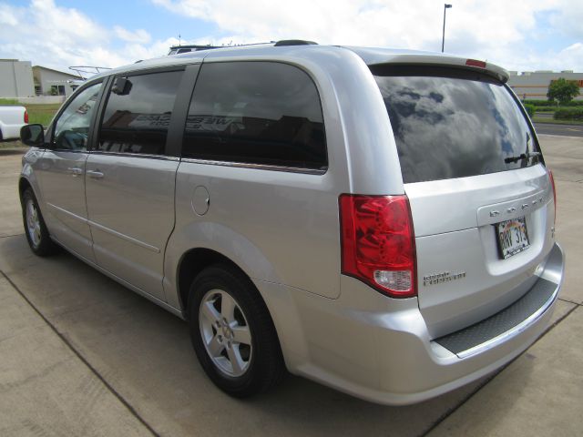 Dodge Grand Caravan 2011 photo 3