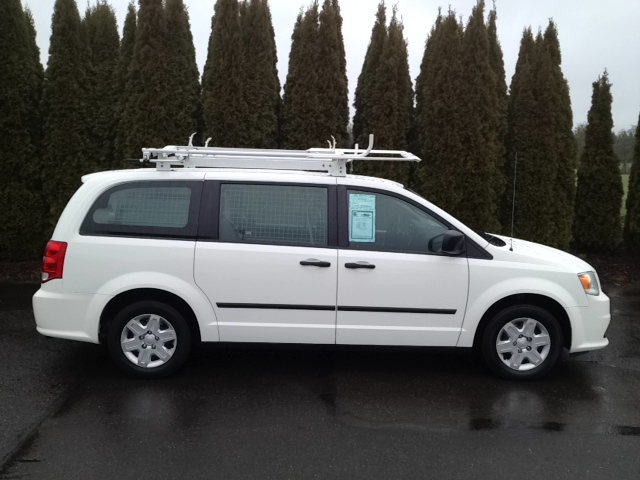 Dodge Grand Caravan 2011 photo 2