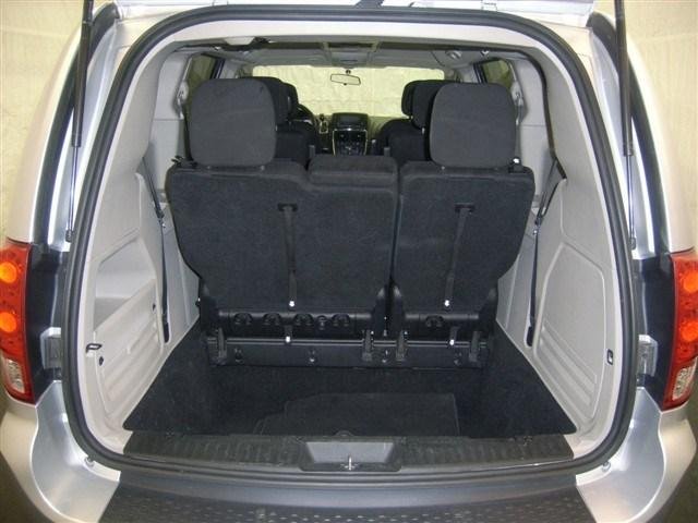 Dodge Grand Caravan 2011 photo 4