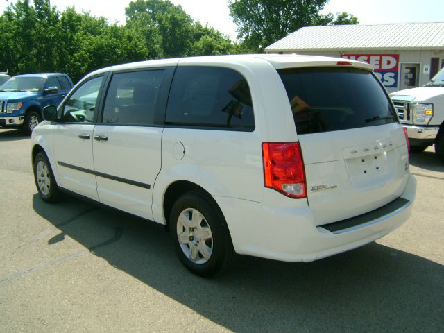 Dodge Grand Caravan 2011 photo 3