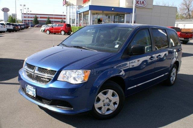 Dodge Grand Caravan 2011 photo 2