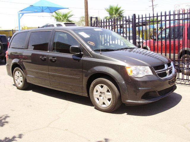 Dodge Grand Caravan 2011 photo 3