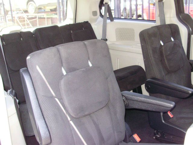 Dodge Grand Caravan 2011 photo 4