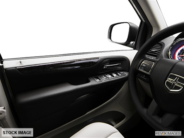 Dodge Grand Caravan 2011 photo 4
