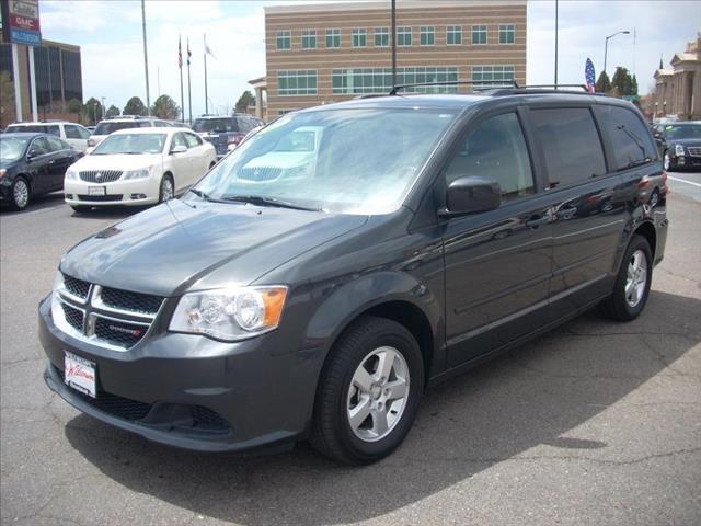Dodge Grand Caravan 2012 photo 2