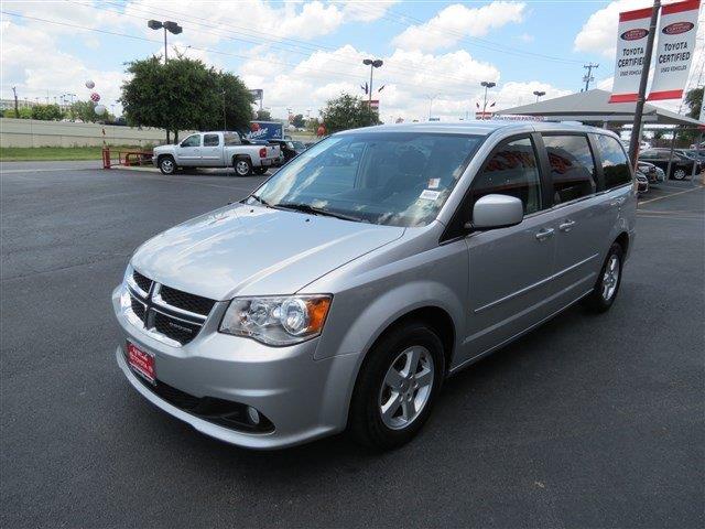 Dodge Grand Caravan 2012 photo 1