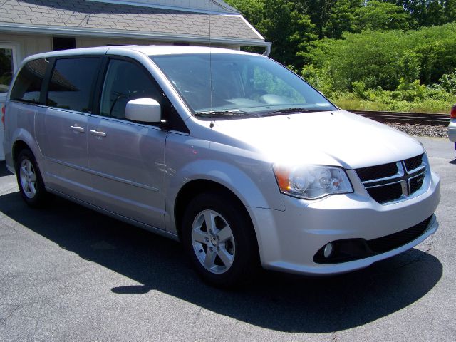 Dodge Grand Caravan 2012 photo 2